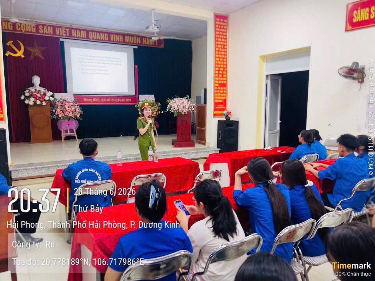 Công an phường Dương Kinh tuyên truyền kiến thức phòng cháy, chữa cháy và an toàn giao thông cho đoàn viên, thanh niên